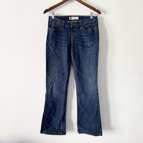 Levi's Y2K Denim Curve Button Fly Women's Flattering  Blue Jeans 7 Perfect Fit - Picture 11 of 11